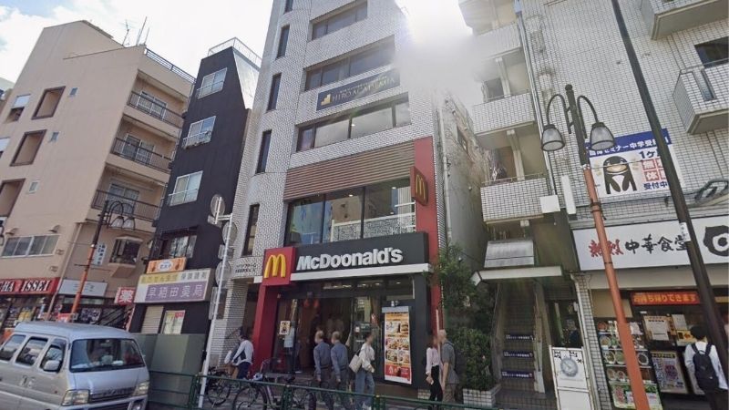 duelsalon_taiyo デュエルサロン太陽が入る建物