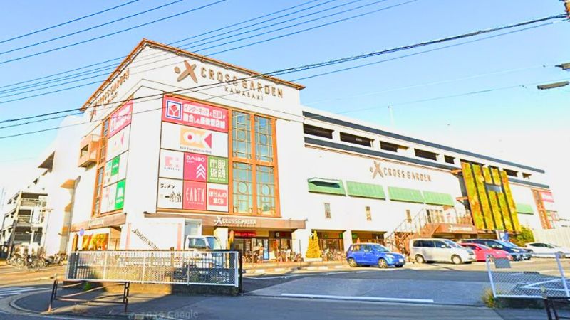 yamada web.com クロスガーデン川崎幸店が入る建物